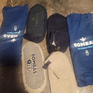 NWT Bombas Youth gripper slipper